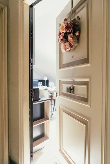 Апартаменты Casa Savo - Parcheggio Gratuito Nella Blu Area Генуя Экстерьер фото