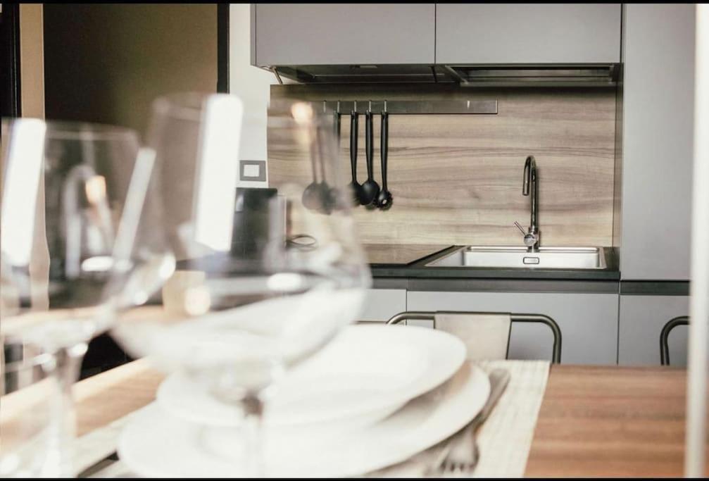 Апартаменты Casa Savo - Parcheggio Gratuito Nella Blu Area Генуя Экстерьер фото